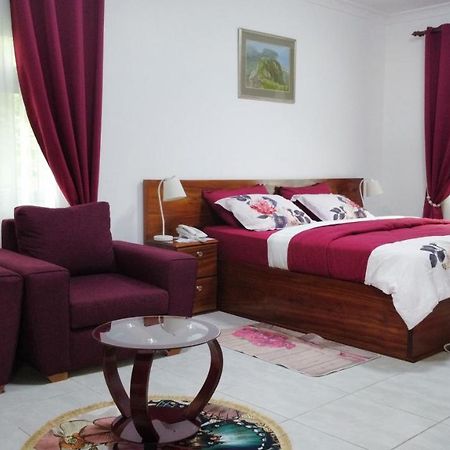 Charlestina Beach Resort Ampeni Экстерьер фото