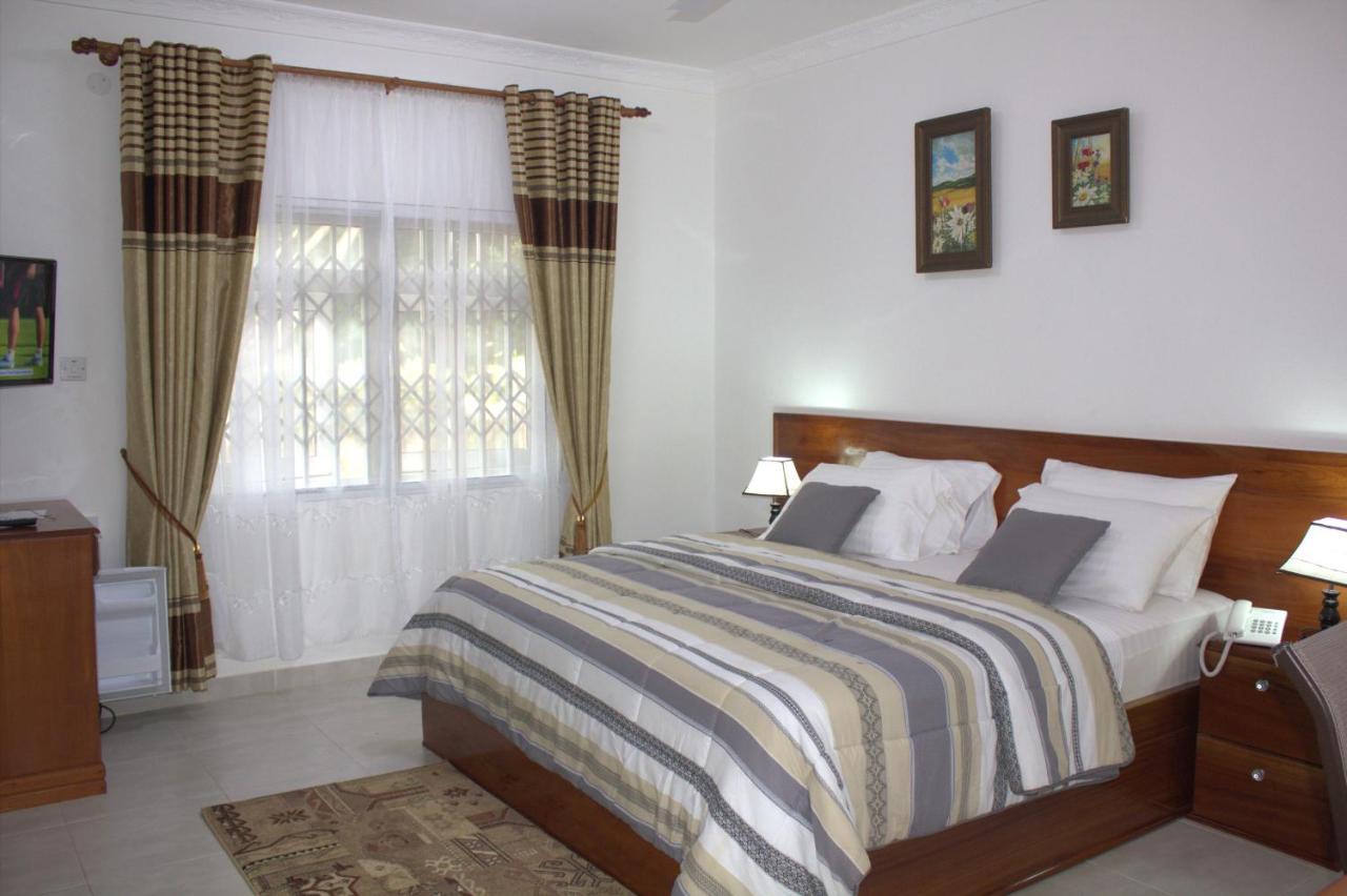 Charlestina Beach Resort Ampeni Экстерьер фото