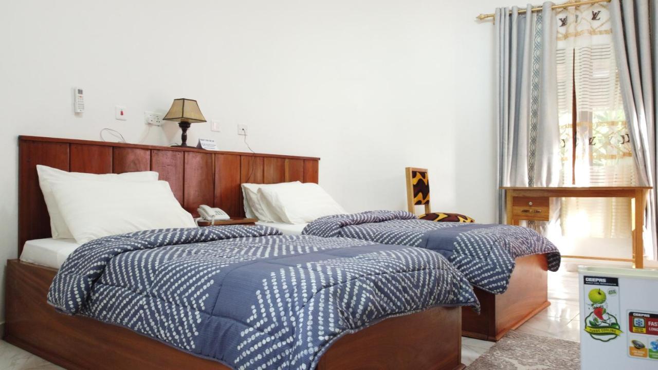 Charlestina Beach Resort Ampeni Экстерьер фото